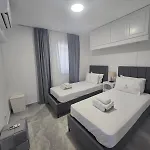شقة Lazuli Beachfront Sea View Ap 34