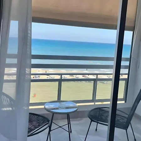 Apartamento Lazuli Beachfront Sea View Ap 34