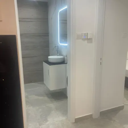 Apartament Lazuli Beachfront Sea View Ap 34 Larnaca