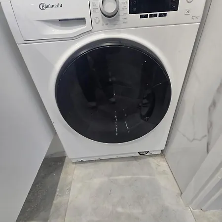 Lazuli Beachfront Sea View Ap 34 Apartamento Larnaca