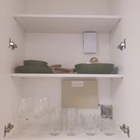 Lazuli Beachfront Sea View Ap 34 * Larnaca