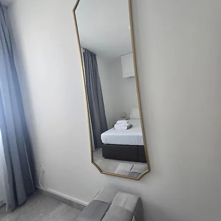 Lazuli Beachfront Sea View Ap 34 Lárnaca